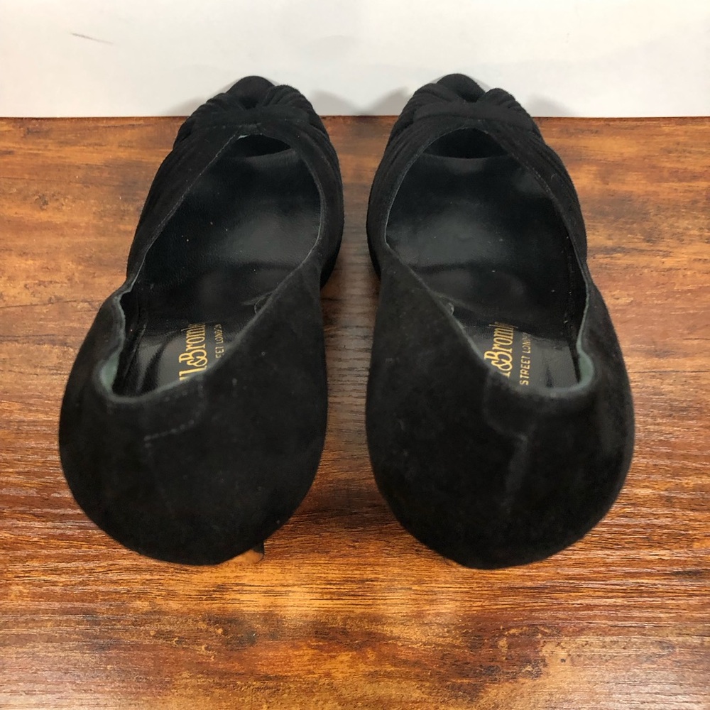 Russell &‎ Bromley Black Suede Heels Open Toe Womens Size US 6 EU 37 UK 4 Italy - Picture 4 of 11